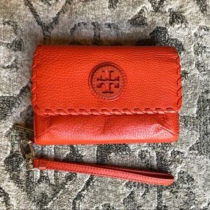 Tory Burch Marion wristlet wallet